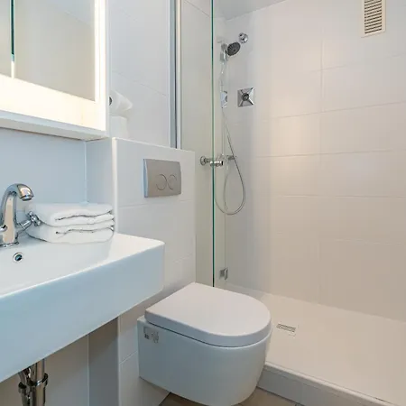 Apartment Eydum, App 44 *